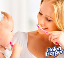 Как чистить первые зубки?